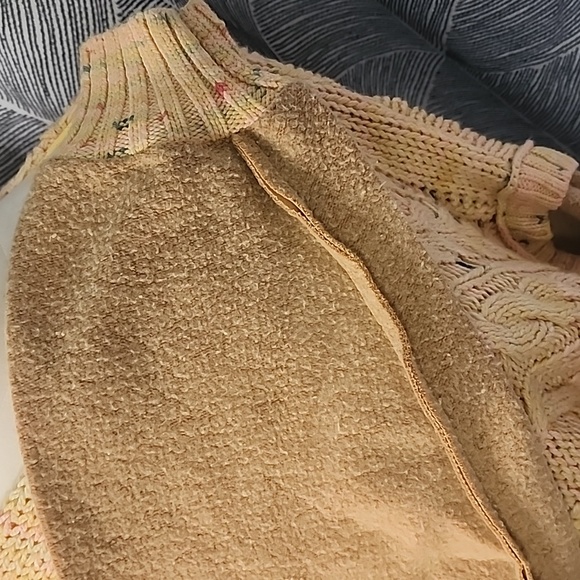 🍁NWT! Free People Honeycomb Combo Sweater Size Large Perfect for Fall! - Picture 3 of 6